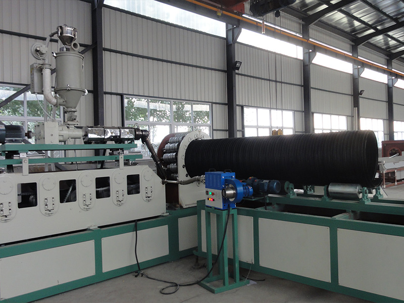 塑鋼中空壁纏繞管生產(chǎn)設備